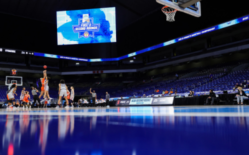 Syracuse v UConn