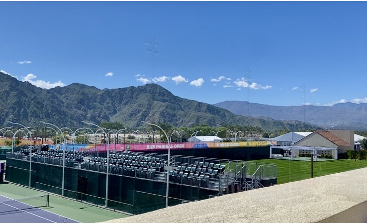 Photo+courtesy+of+The+Chaparral%2F+Maria+Noble+Valdez.+The+grounds+of+Indian+Wells+Tennis+Gardens+view+from+the+iconic+media+deck.