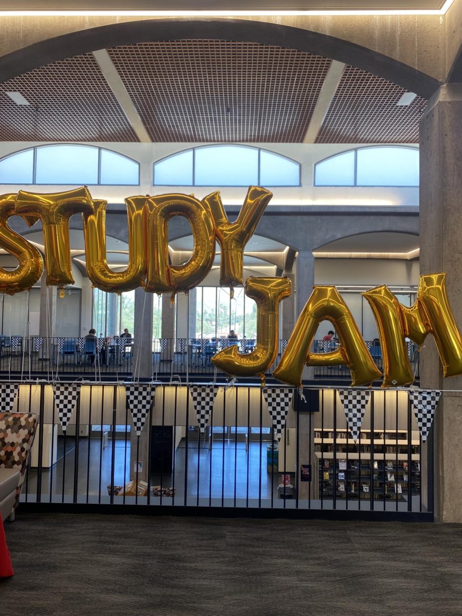 Photo Courtesy of The Chaparral/Isabel Colin. Study Jam event at the library TASC Center. 